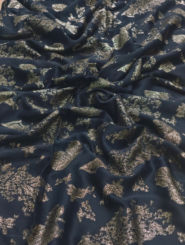D#37 - Tissu Broderie au Fil (5)